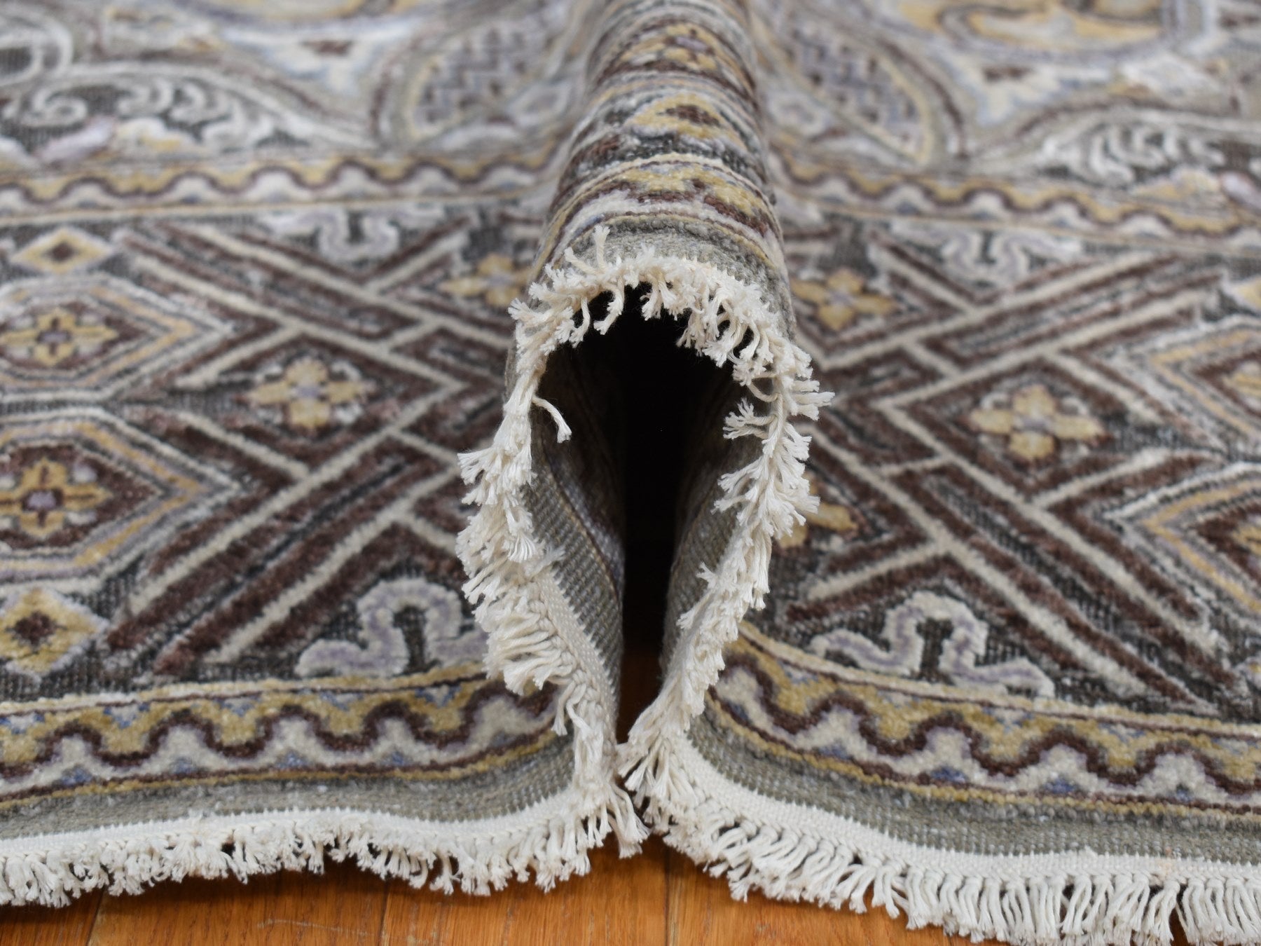 Transitional hand-knotted wool/silk rug in Gray, 11'10" x 18'6", SKU O078016