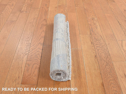 Modern / Contemporary hand-knotted wool/silk rug in Ivory, 2'0" x 2'0", SKU O078018