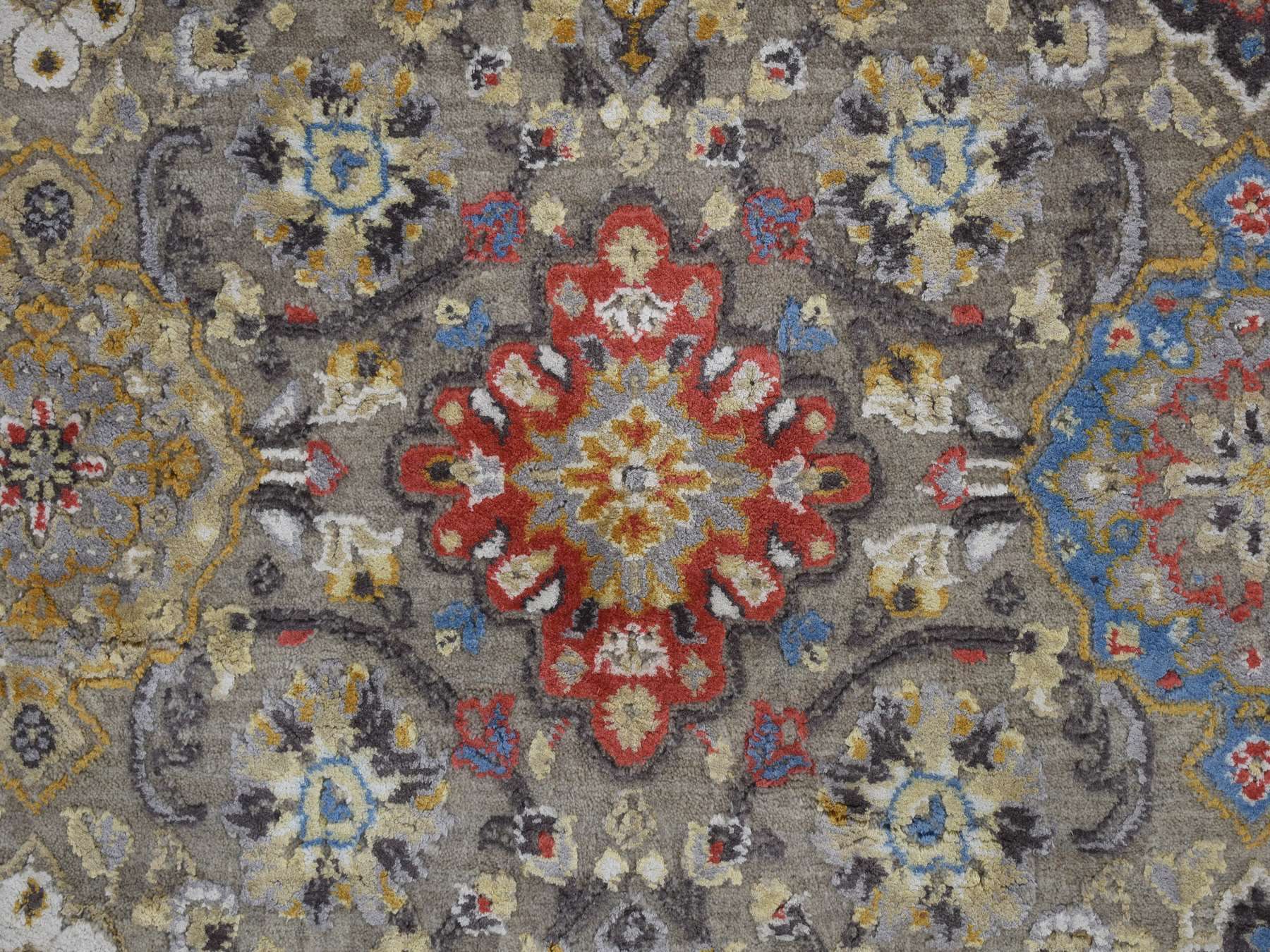 Transitional hand-knotted wool/silk rug in Beige, 12'0" x 18'0", SKU O078033