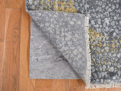 Grey 2'10" x 6'0" Transitional Hand knotted Wool/Silk Rug - Sku: O078047
