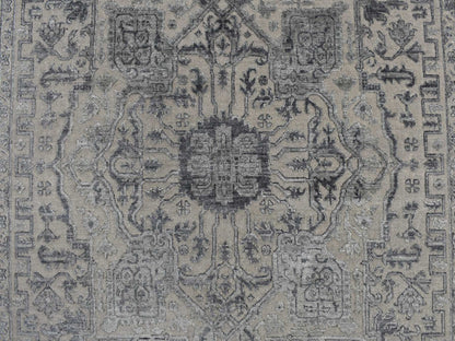 Grey 6'0" x 9'2" Traditional Hand knotted Wool/Silk Rug - Sku: O078049