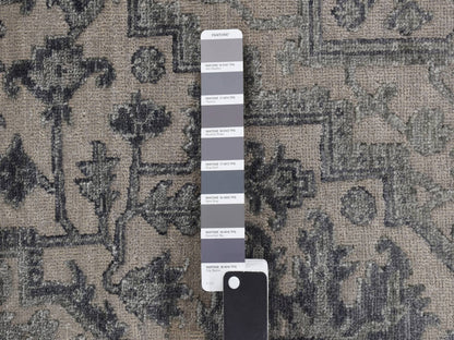 Grey 6'0" x 9'2" Traditional Hand knotted Wool/Silk Rug - Sku: O078049