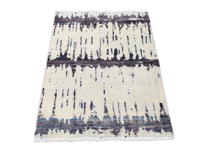 Grey 2'0" x 3'2" Modern / Contemporary Hand knotted Wool/Silk Rug - Sku: O078104