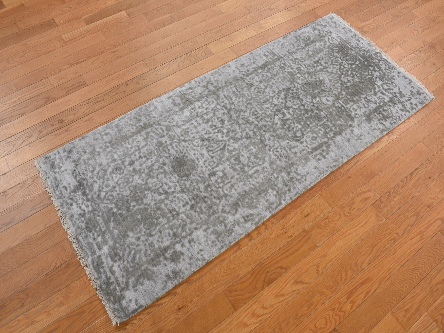 Transitional hand-knotted wool/silk runner in Gray, 2'7" x 6'0", SKU O078117