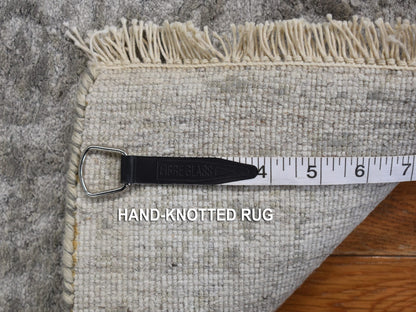 Grey 2'7" x 6'0" Transitional Hand knotted Wool/Silk Rug - Sku: O078117