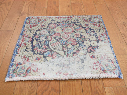 Kerman Vintage hand-knotted wool rug in Blue, 1'5" x 1'6", SKU O078121