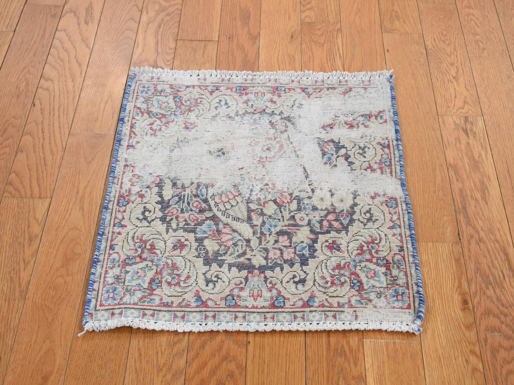 Kerman Vintage hand-knotted wool rug in Blue, 1'7" x 1'8", SKU O078125