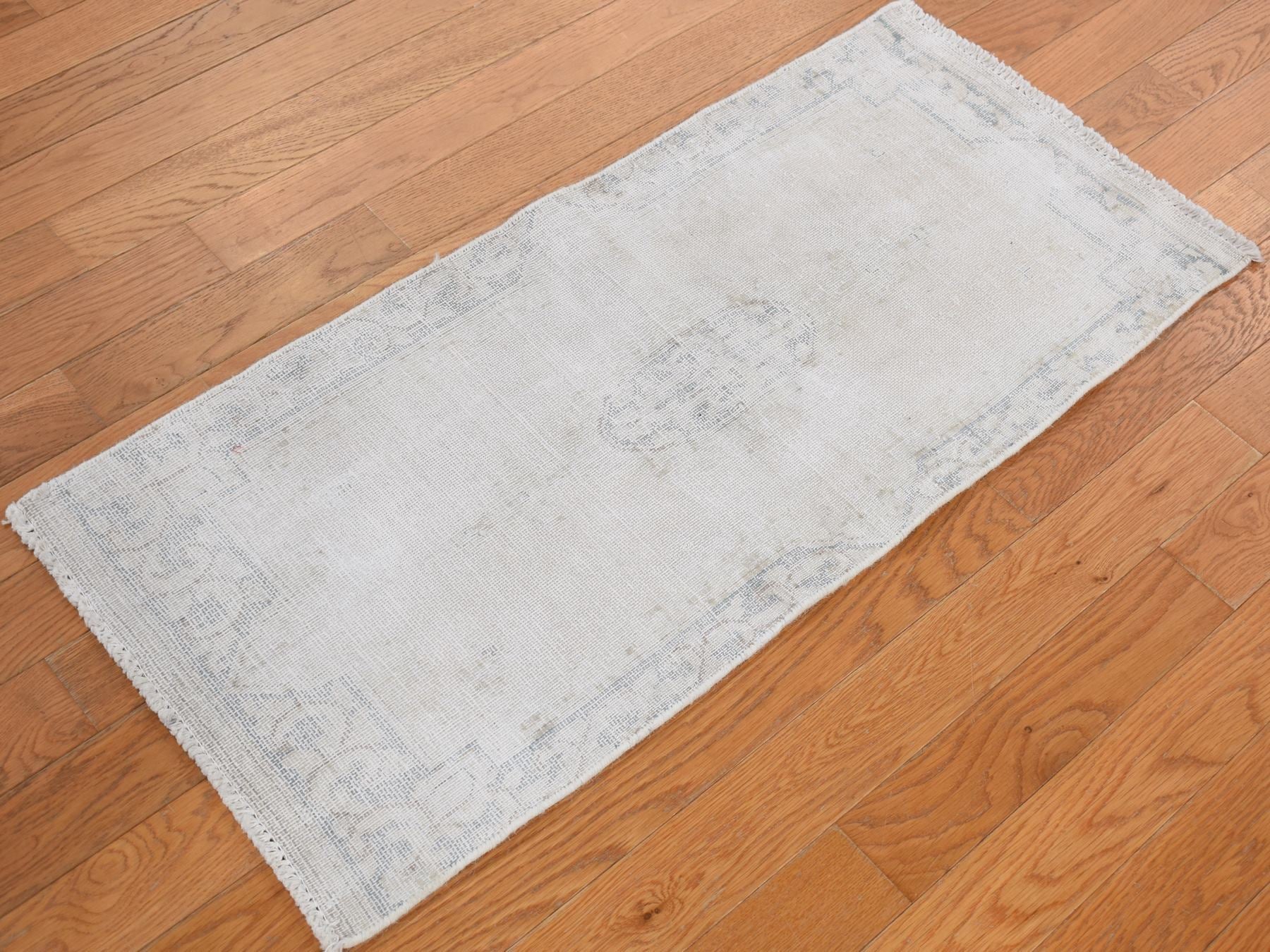 Kerman Vintage hand-knotted wool rug in Ivory, 1'7" x 3'7", SKU O078138