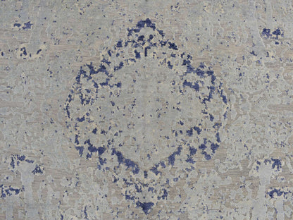 Transitional hand-knotted wool/silk rug in Blue, 8'8" x 12'1", SKU O078158