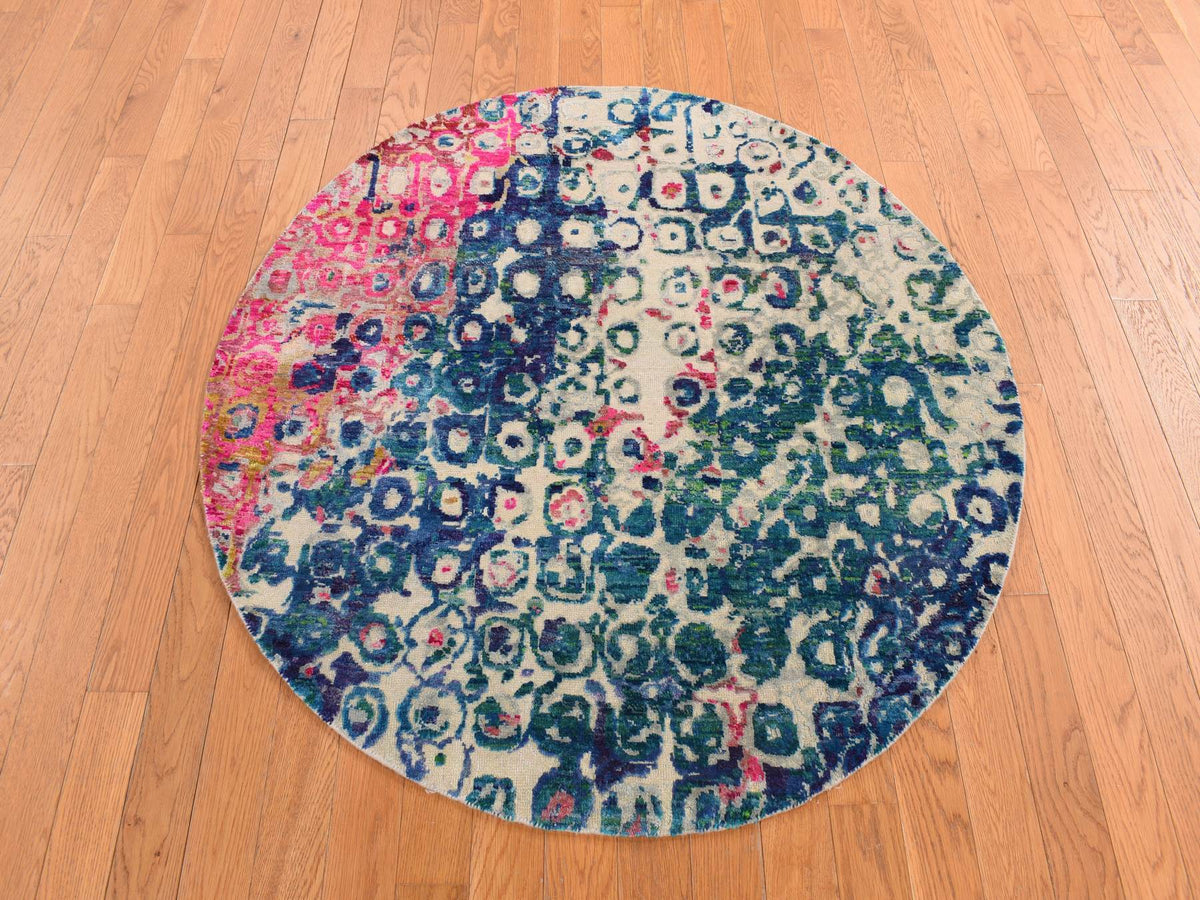 Modern / Contemporary hand-knotted silk rug in Blue, 4'0" x 4'0", SKU O078182