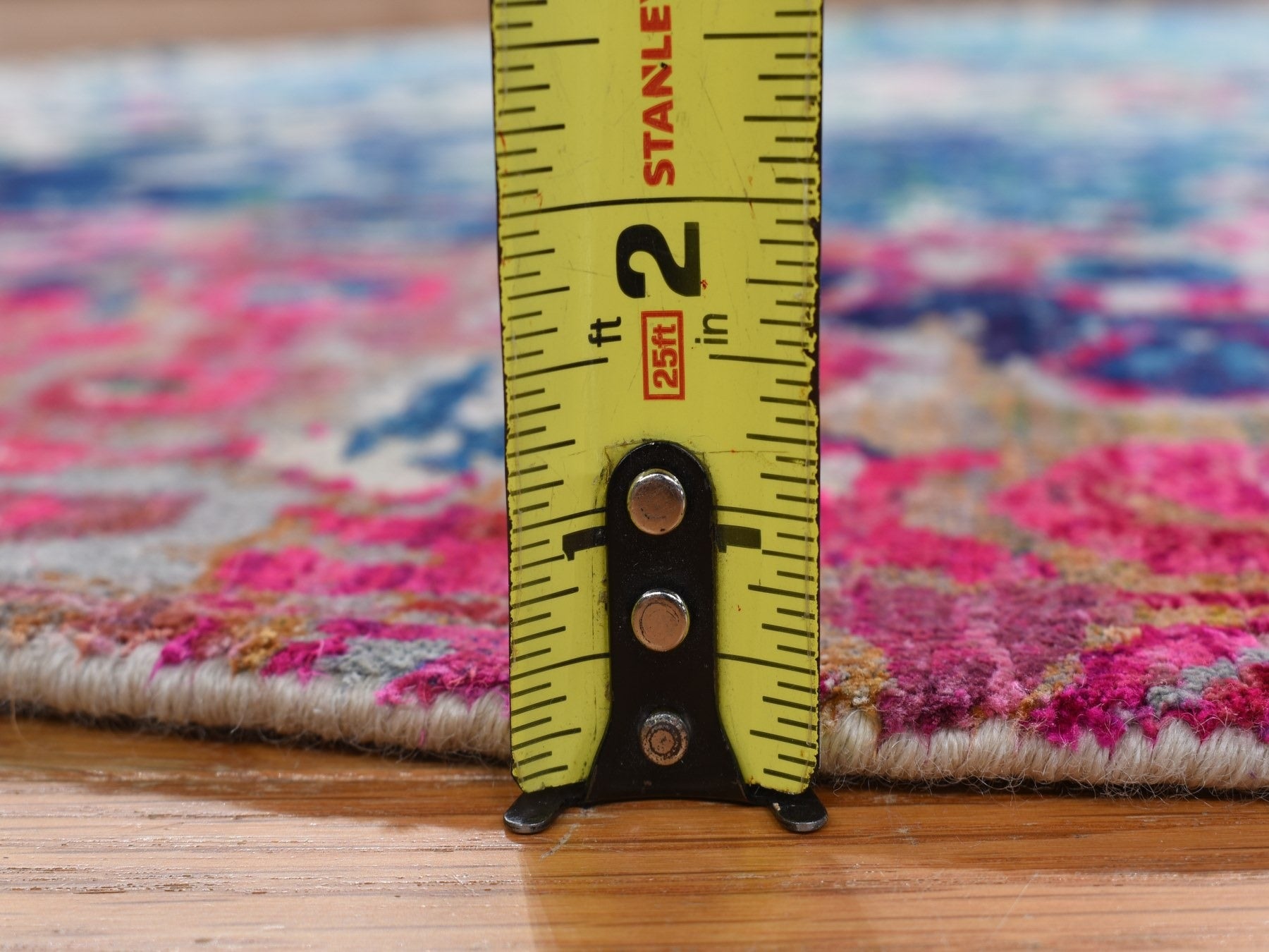Modern / Contemporary hand-knotted silk rug in Blue, 4'0" x 4'0", SKU O078182