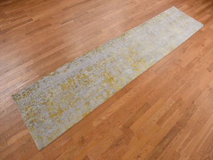 Modern / Contemporary hand-knotted wool runner in Beige, 2'7" x 11'9", SKU O078210