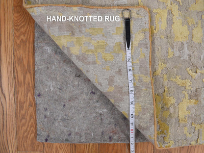 Modern / Contemporary hand-knotted wool runner in Beige, 2'7" x 11'9", SKU O078210