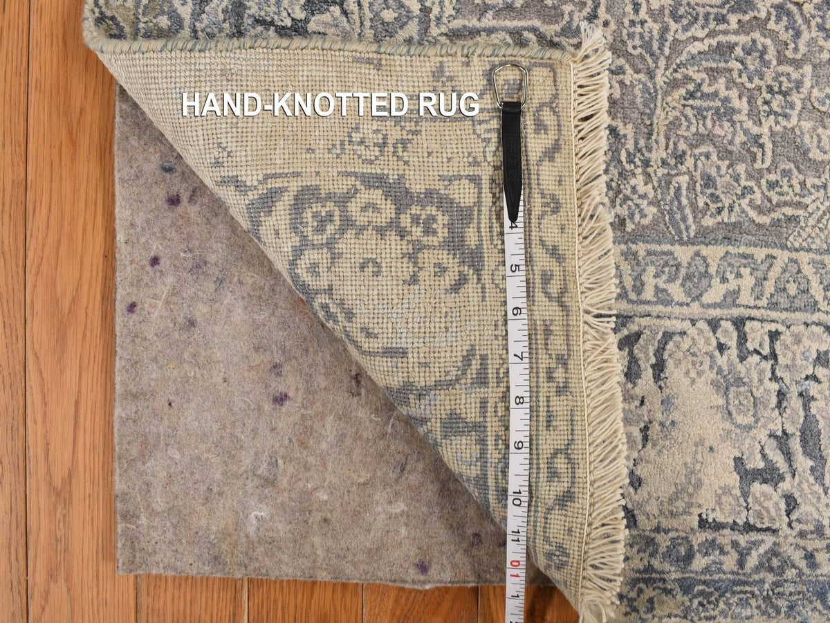 Transitional hand-knotted wool rug in Blue, 4'0" x 6'0", SKU O078222