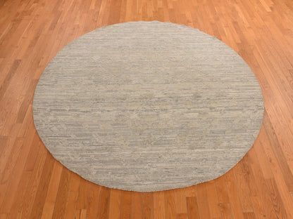 Modern / Contemporary hand-knotted wool rug in Gray, 8'1" x 8'1", SKU O078237