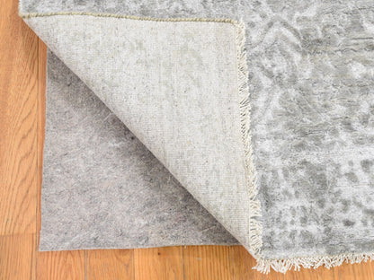 Grey 3'2" x 5'1" Transitional Hand knotted Wool/Silk Rug - Sku: O078268
