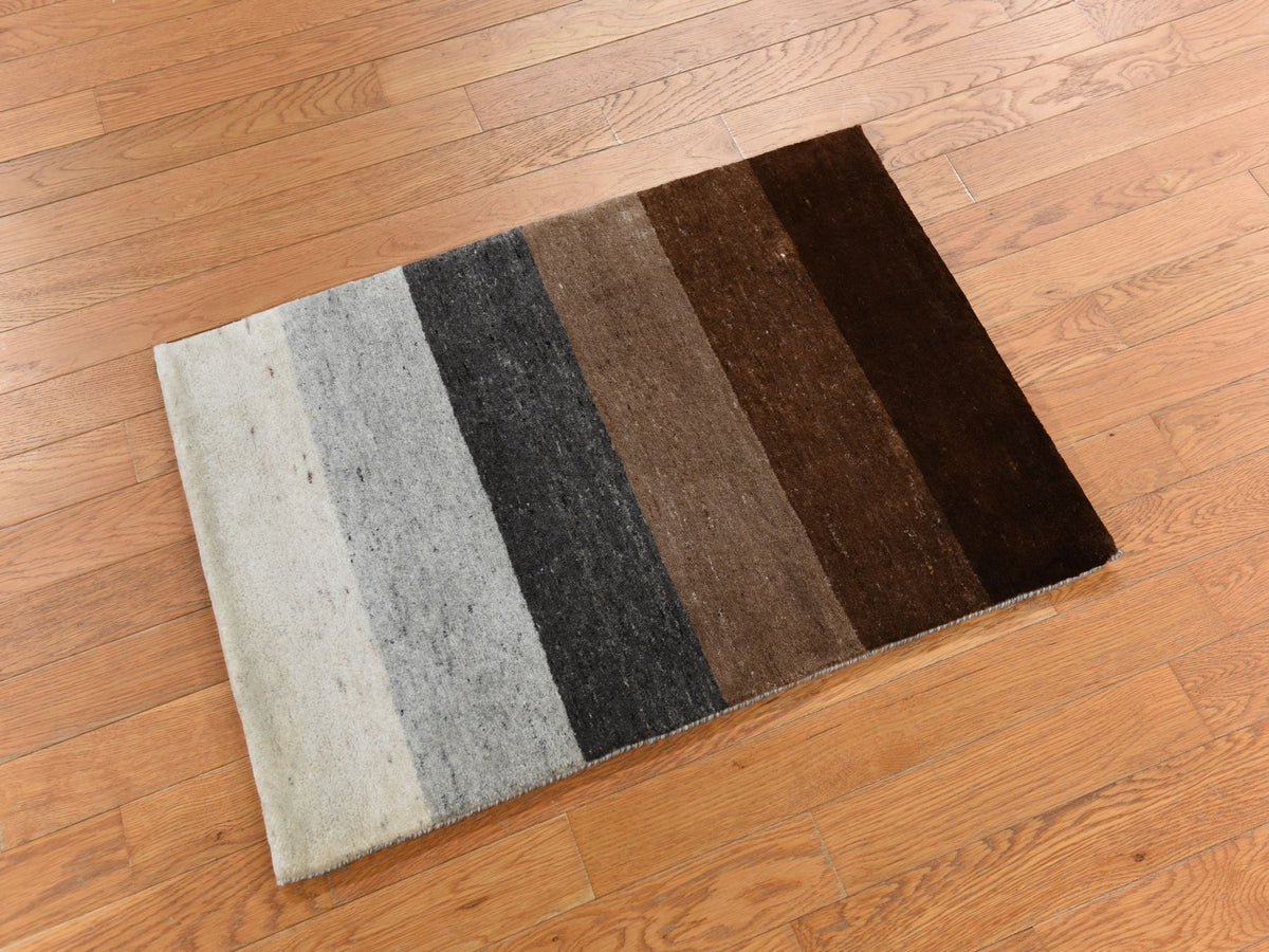 Modern / Contemporary hand-knotted wool rug in Multicolored, 2'0" x 3'0", SKU O078341