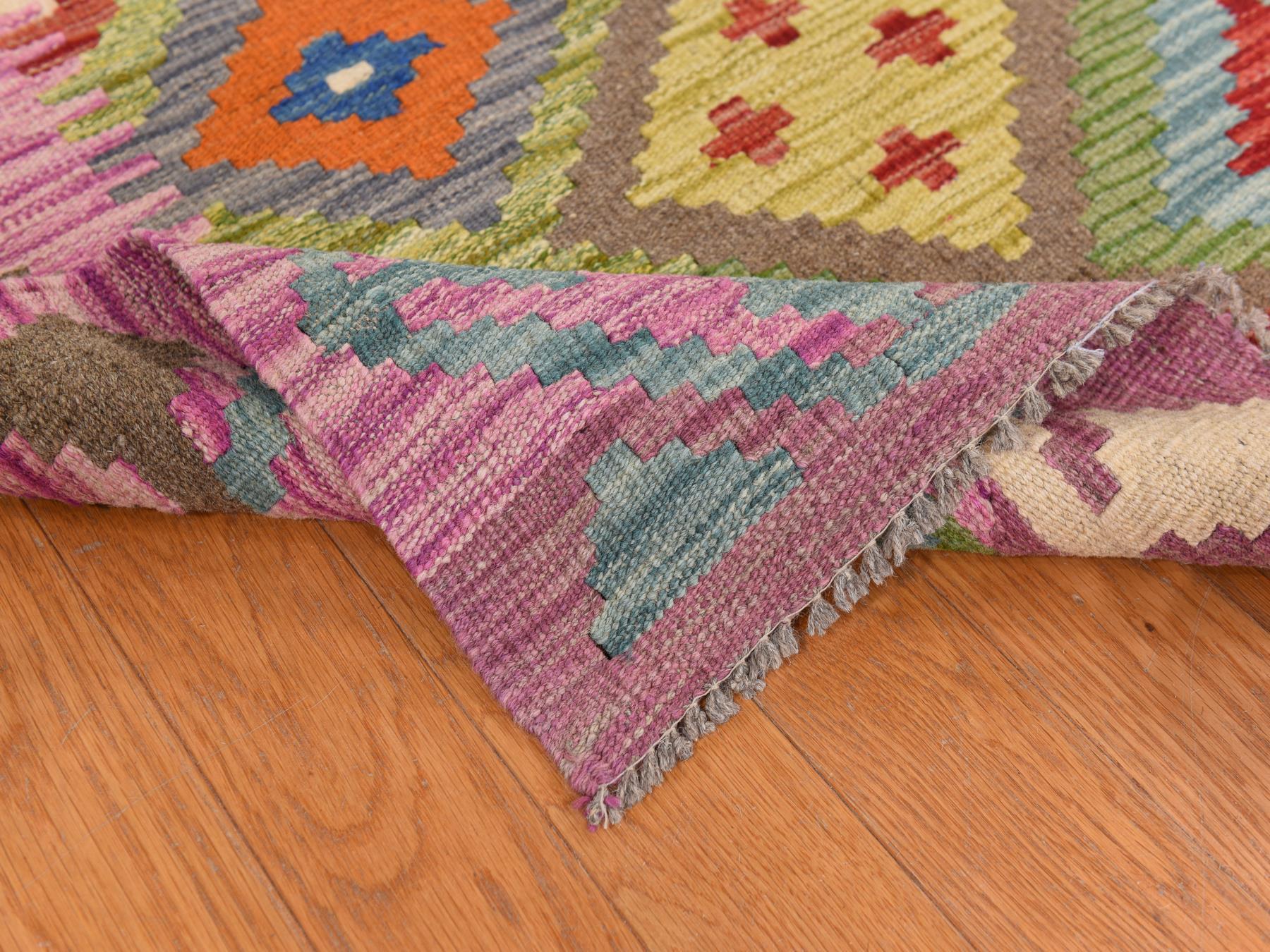 Flatweave / Kilim hand-knotted wool rug in Green, 8'4" x 9'10", SKU O078347