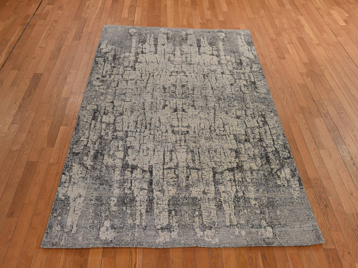 Modern / Contemporary hand-knotted wool rug in Gray, 6' x 9' — SKU O078390 (view 2)