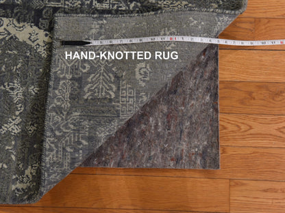 Modern / Contemporary hand-knotted wool/silk rug in Gray, 6'1" x 9'2" — SKU O078391 (view 9)