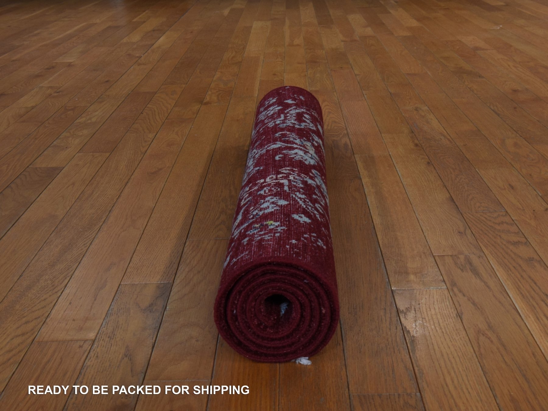 Modern / Contemporary hand-knotted wool/silk rug in Red, 3' x 5'1" — SKU O078397 (view 6)