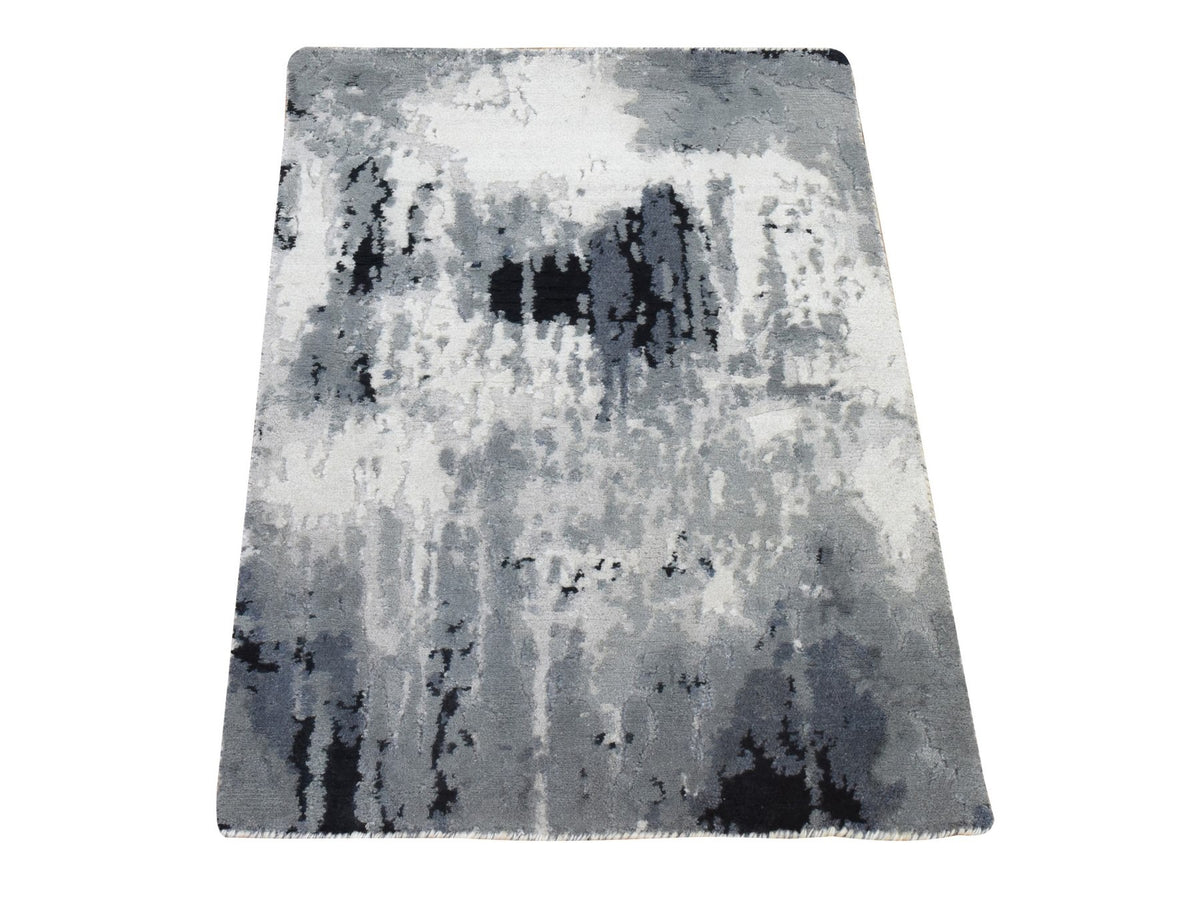 Modern / Contemporary hand-knotted wool/silk rug in Black, 2' x 3' — SKU O078402