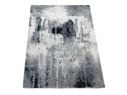 Black 2'0" x 3'0" Modern and Contemporary Hand knotted Wool/Silk Rug - Sku: O078402