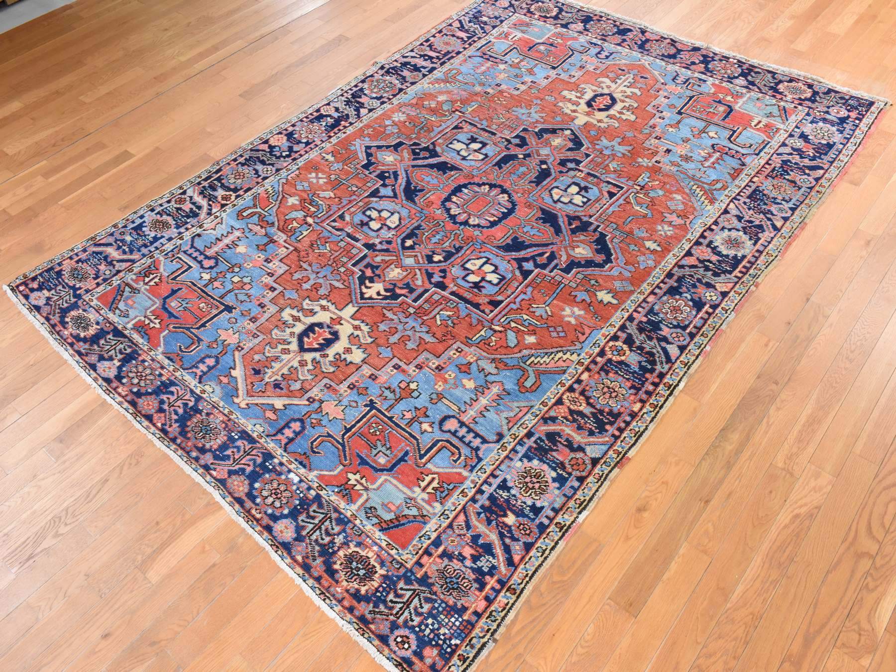 Heriz Heriz hand-knotted wool rug in Red & Navy Blue, 7'2" x 10' — SKU O078423 (view 2)