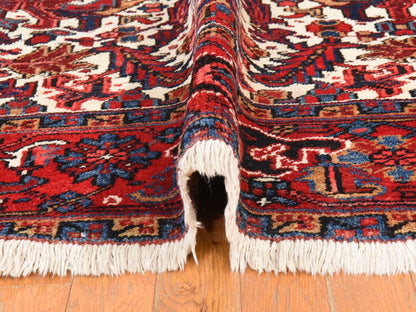 Heriz Persian hand-knotted wool rug in Ivory & Red, 8'3" x 11'1" — SKU O078433 (view 7)