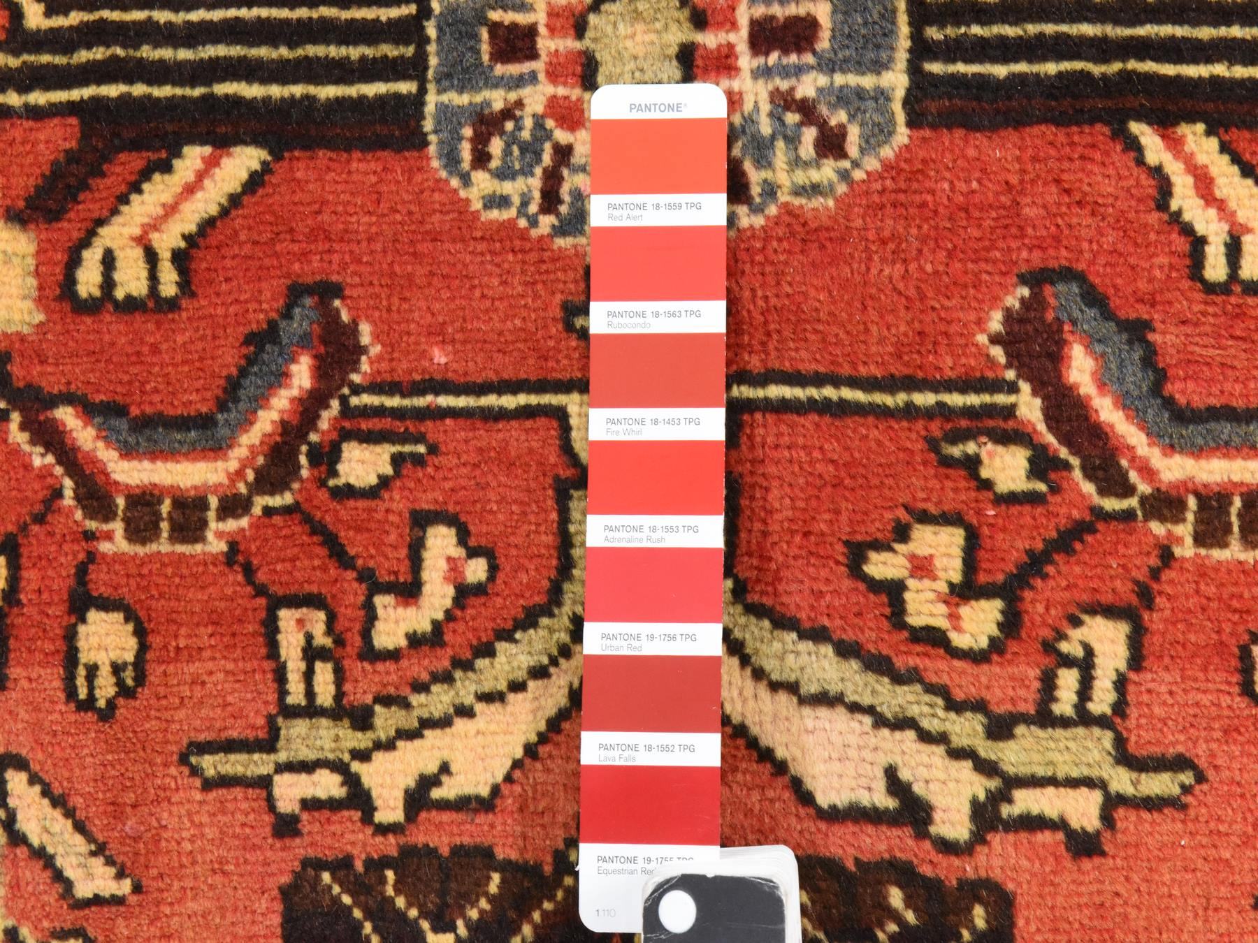 Persian hand-knotted wool runner in Red & Ivory, 3'4" x 9'10" — SKU O078439 (view 4)