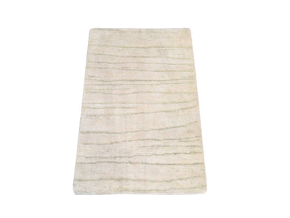 Ivory 2'0" x 3'0" Modern and Contemporary Hand knotted Wool/Silk Rug - Sku: O078445