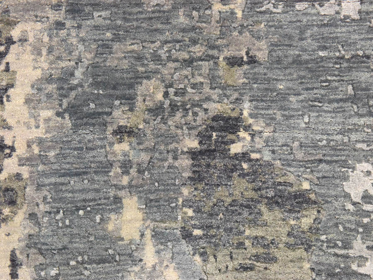 Modern / Contemporary hand-knotted wool rug in Gray, 4' x 6' — SKU O078459 (view 4)