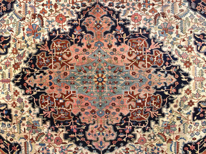 Sarouk Antique hand-knotted wool rug in Ivory & Midnight Blue, 8'5" x 11'4" — SKU O078476 (view 4)