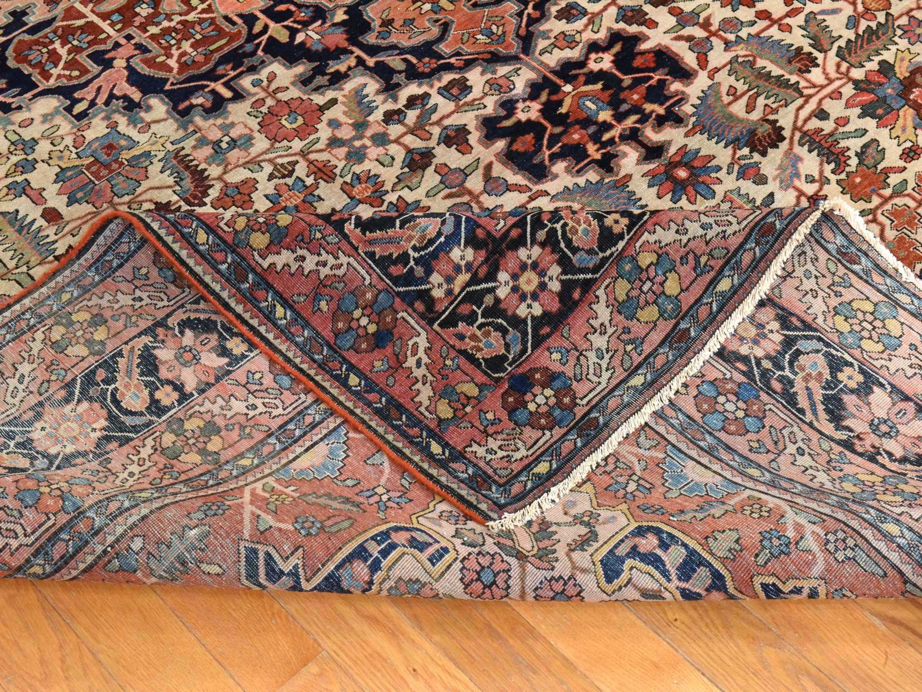 Sarouk Antique hand-knotted wool rug in Ivory & Midnight Blue, 8'5" x 11'4" — SKU O078476 (view 6)