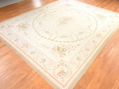 Aubusson Flat-Weave hand-knotted wool rug in Ivory, 11'9" x 15' — SKU O078514 (view 3)