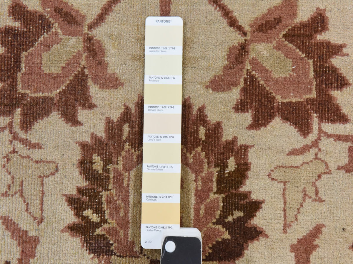 Agra Antique hand-knotted wool rug in Ivory, 10'7" x 14'1" — SKU O078518 (view 6)