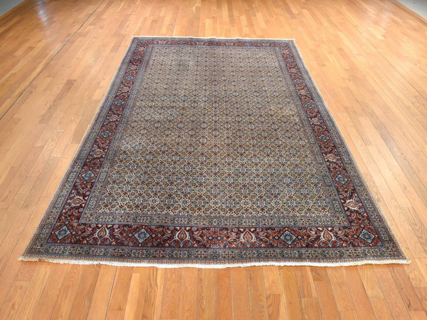 Tabriz Vintage hand-knotted wool rug in Ivory & Red, 6'7" x 9'10" — SKU O078529 (view 2)