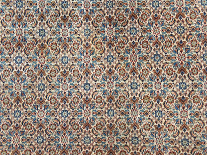 Tabriz Vintage hand-knotted wool rug in Ivory & Red, 6'7" x 9'10" — SKU O078529 (view 4)