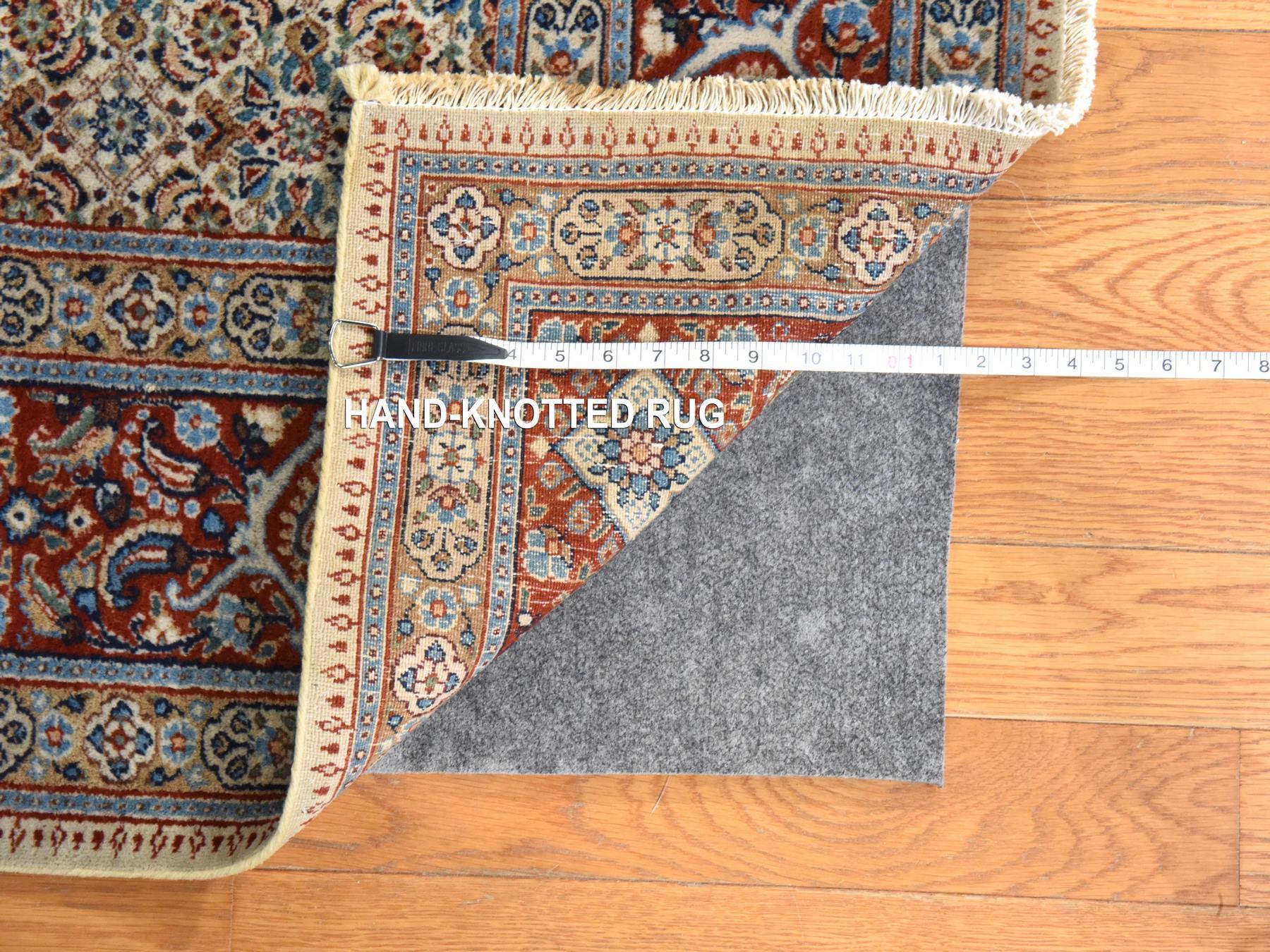 Tabriz Vintage hand-knotted wool rug in Ivory & Red, 6'7" x 9'10" — SKU O078529 (view 6)