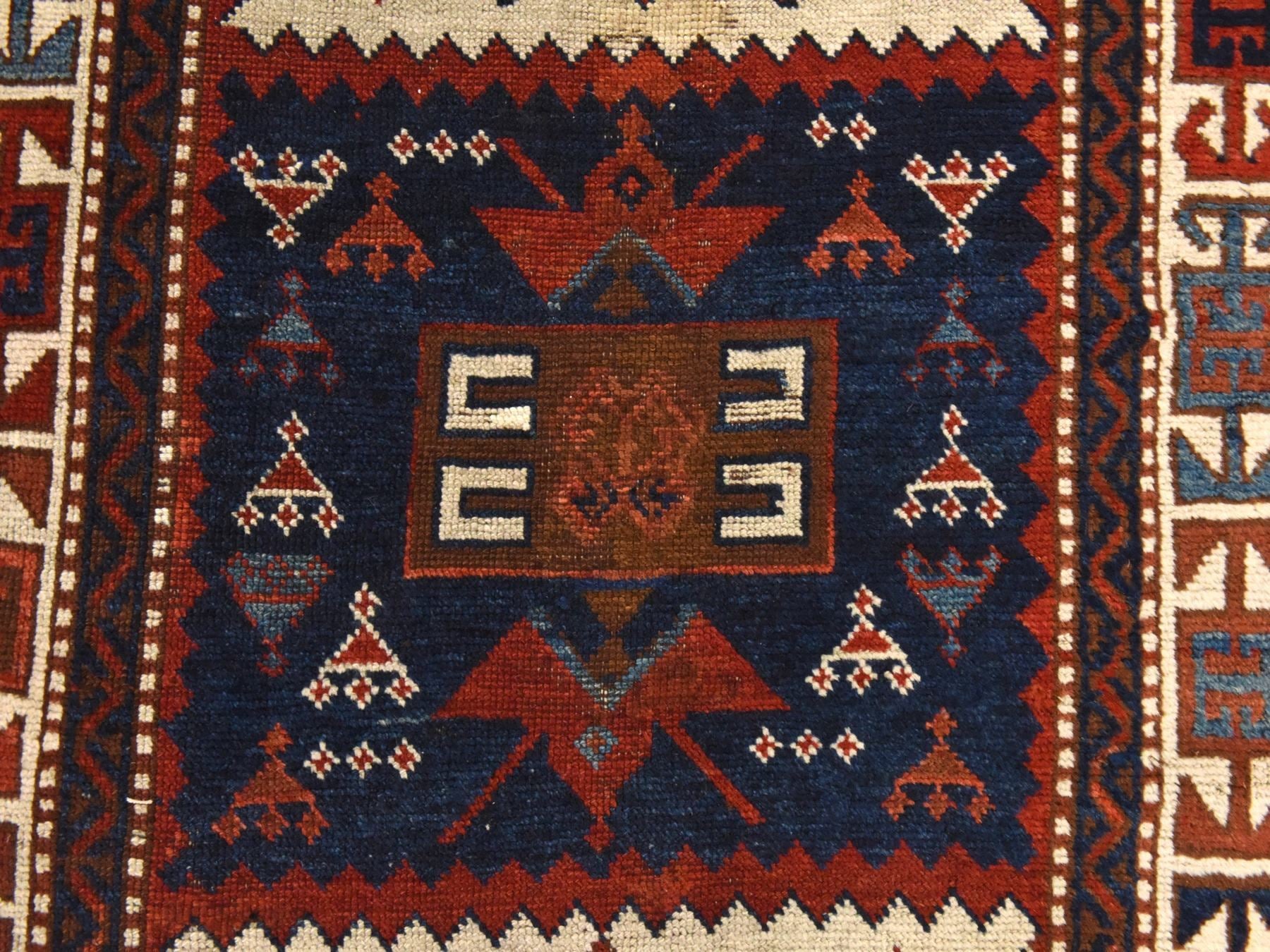 Antique hand-knotted wool runner in Ivory, 3'6" x 12'2" — SKU O078547 (view 4)