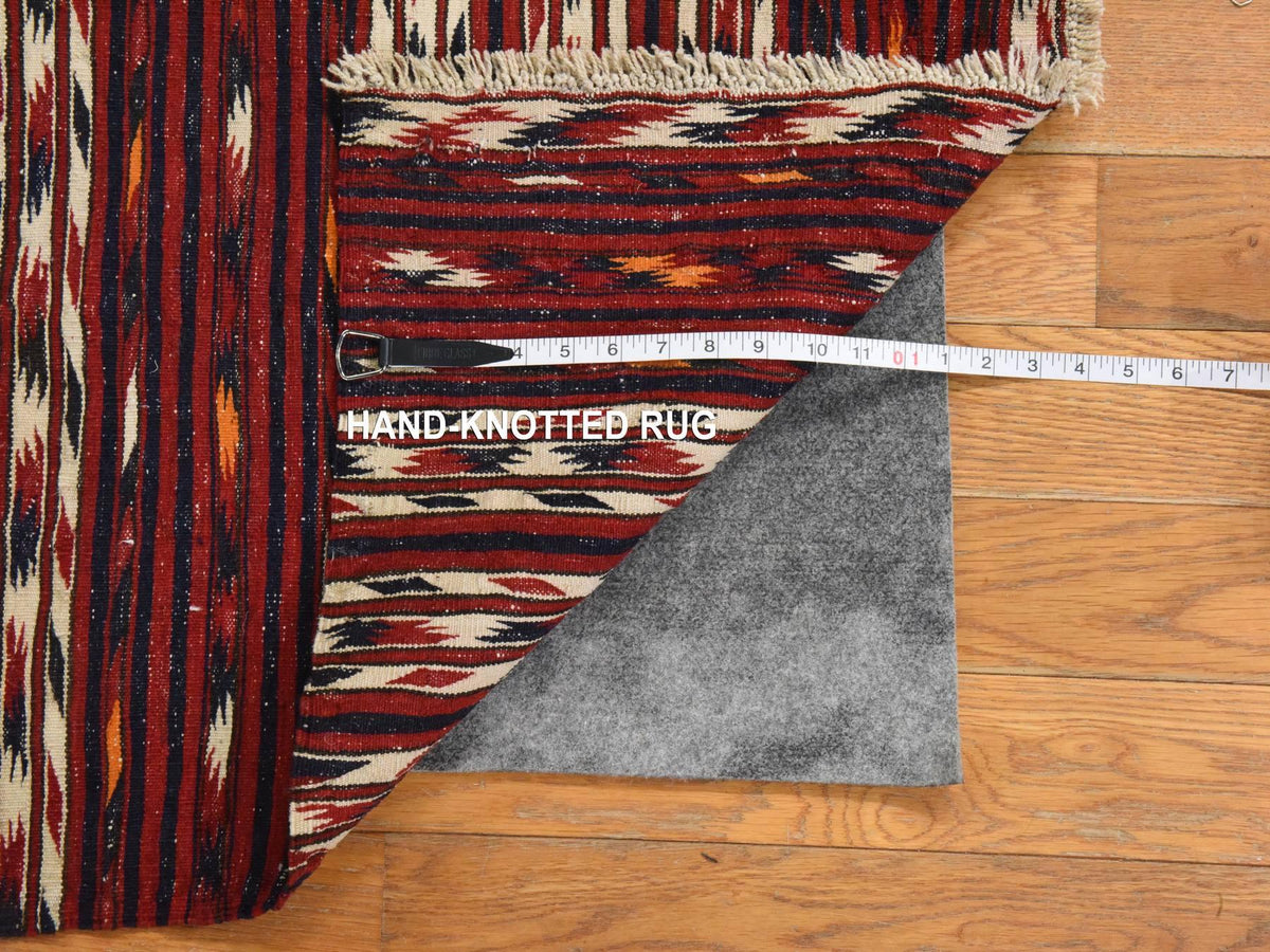 Kilim Flat-Weave hand-knotted wool rug in Red, 3'5" x 6'5" — SKU O078556 (view 5)