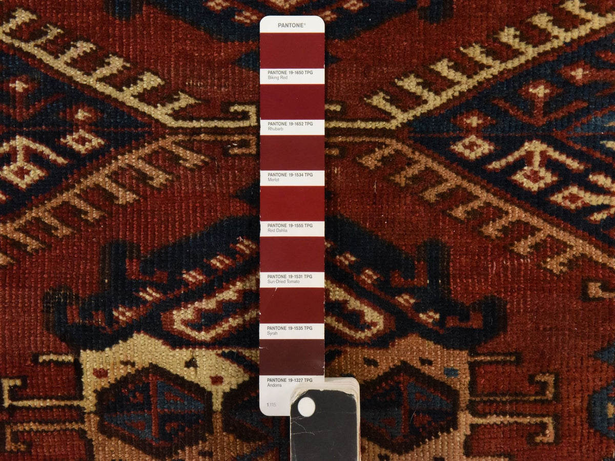 Tekke Antique hand-knotted wool rug in Red & Ivory, 4'5" x 7'6" — SKU O078566 (view 5)