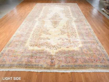 Vintage hand-knotted wool rug in Ivory & Pink, 11'7" x 22'2" — SKU O078567 (view 3)