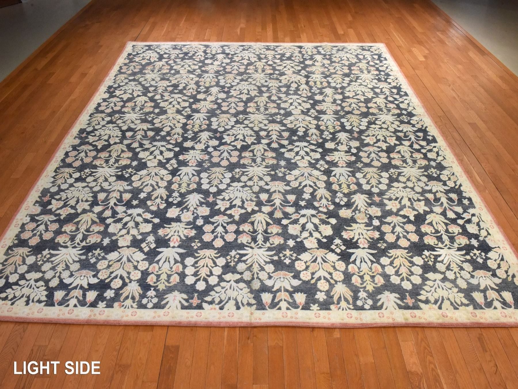 Black 12'0" x 14'1" Fine Oriental Hand knotted Wool/Silk Rug - Sku: O078573