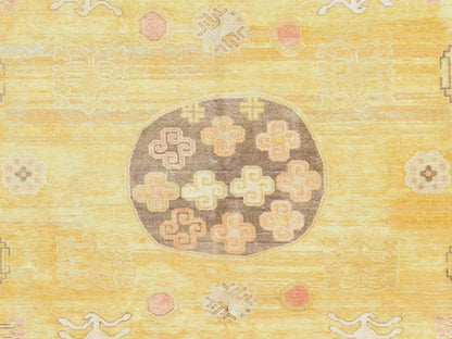 Khotan Khotan hand-knotted silk rug in Yellow, 7'11" x 10'3" — SKU O078575 (view 6)