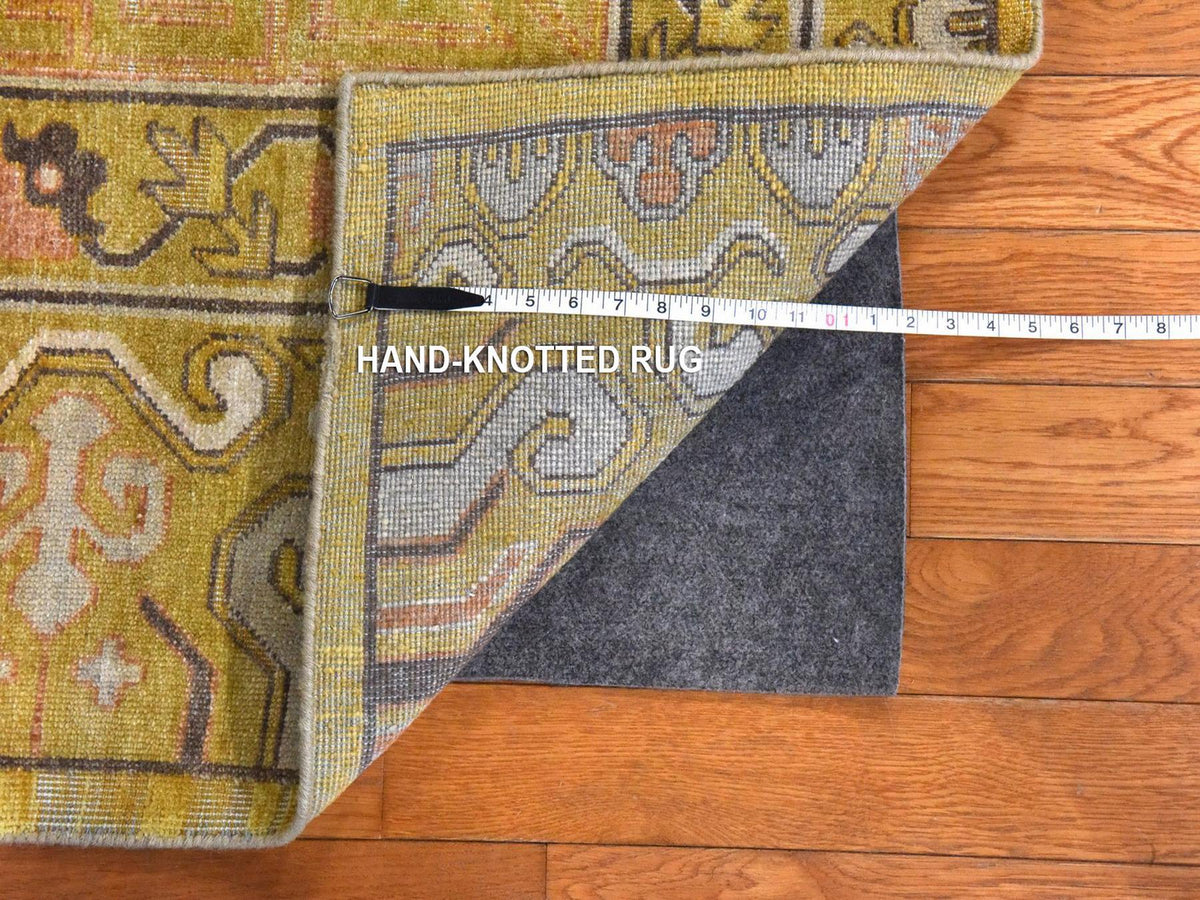 Khotan Khotan hand-knotted silk rug in Yellow, 7'11" x 10'3" — SKU O078575 (view 8)