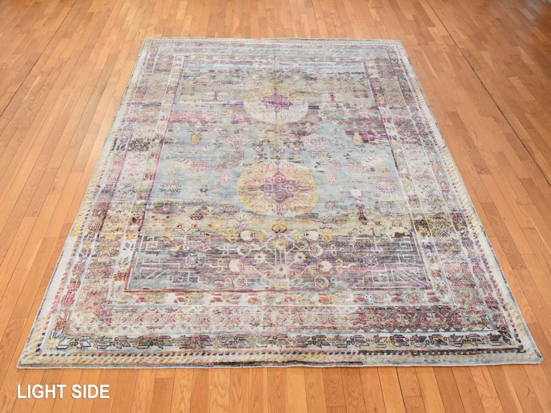 Khotan Khotan hand-knotted silk rug in Pink & Ivory, 7'10" x 10'5" — SKU O078580 (view 3)