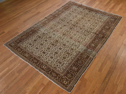 Ivory 6'6" x 9'5" Vintage Hand knotted Wool Rug - Sku: O078586