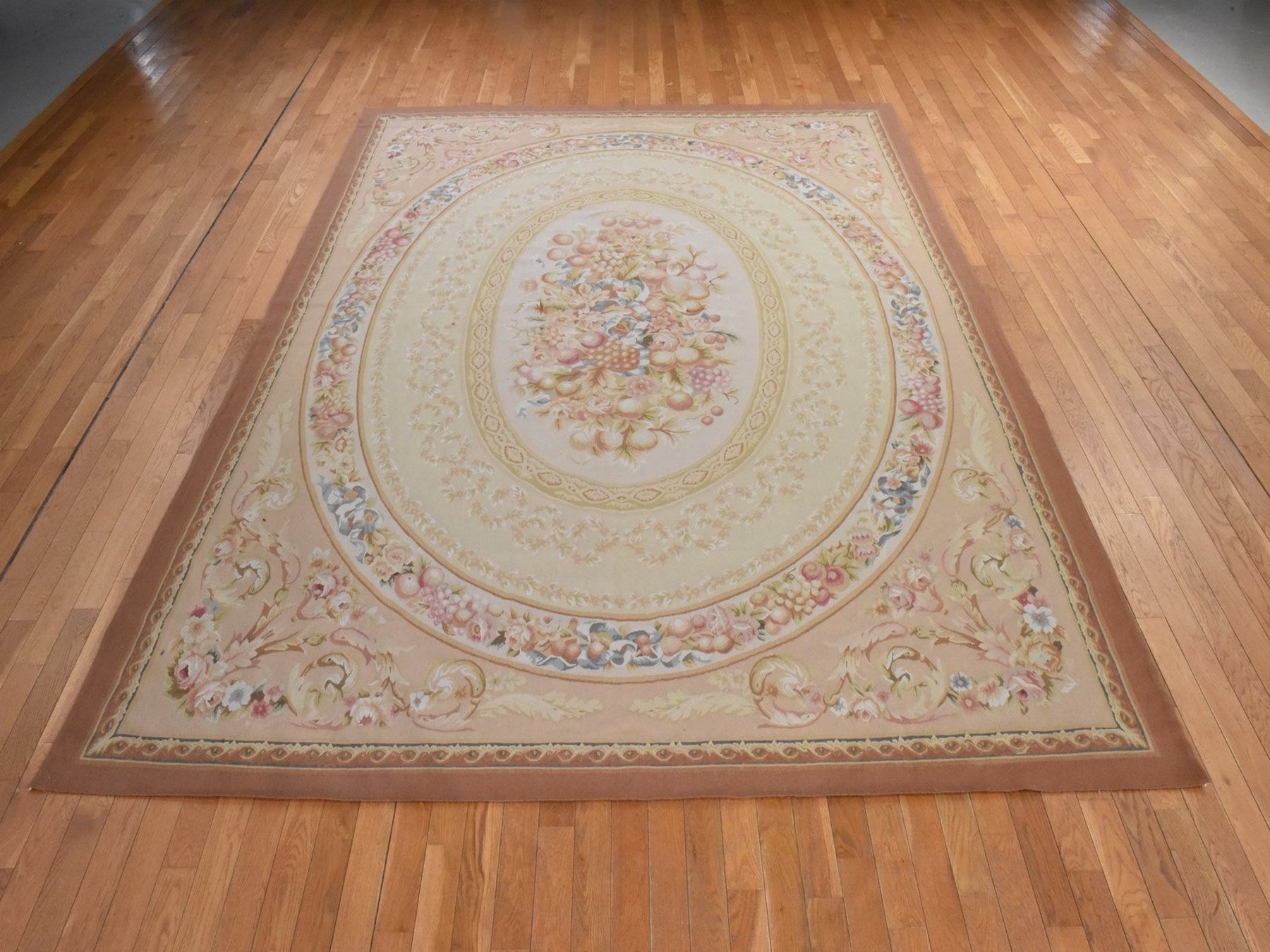 Aubusson Flat-Weave hand-knotted wool rug in Ivory & Brown, 9' x 12' — SKU O078588 (view 2)