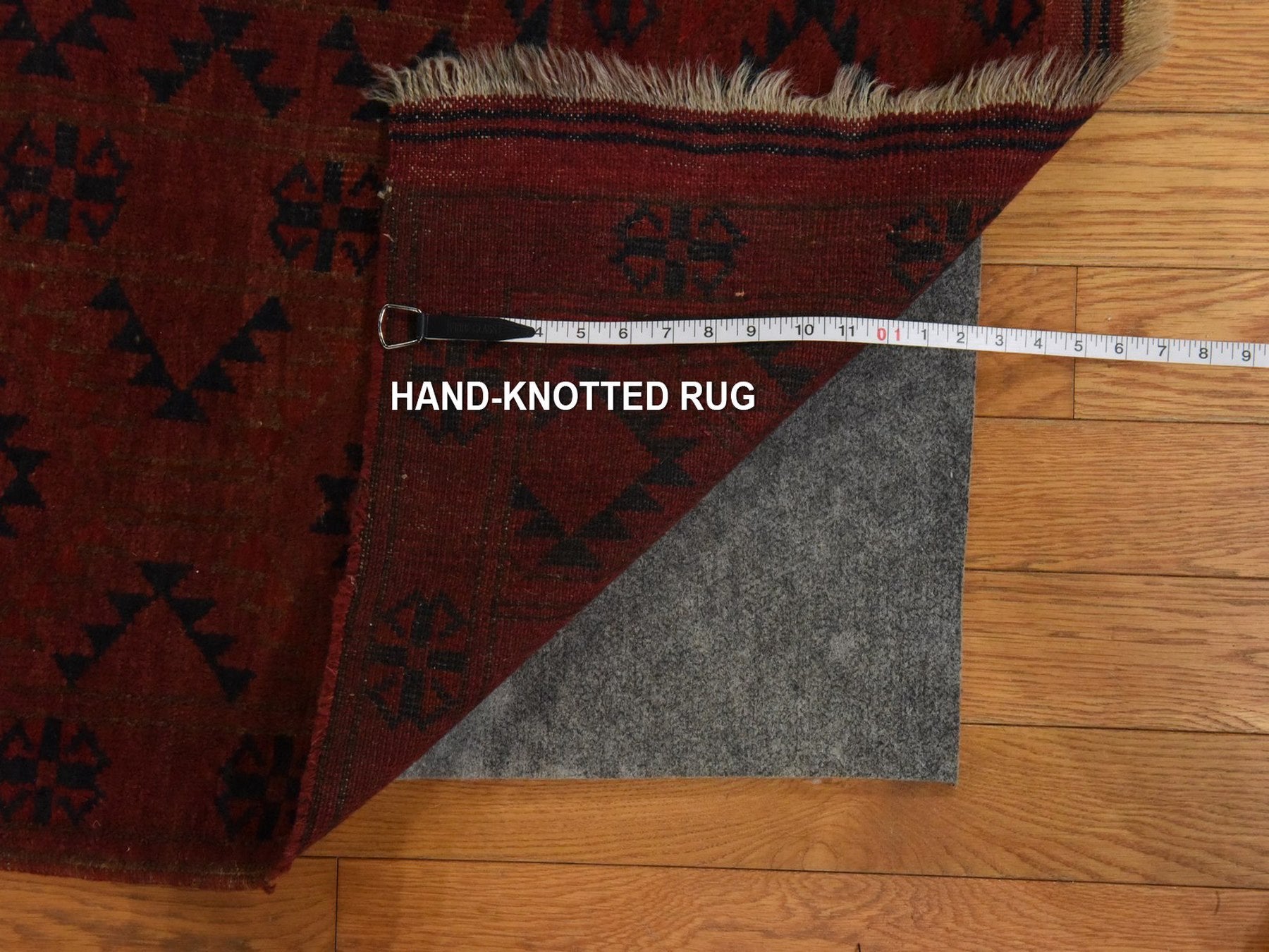 Beshir Vintage hand-knotted wool rug in Red, 7'8" x 11' — SKU O078590 (view 7)
